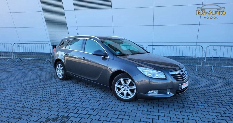 Opel Insignia cena 23900 przebieg: 238000, rok produkcji 2010 z Ciechocinek małe 667